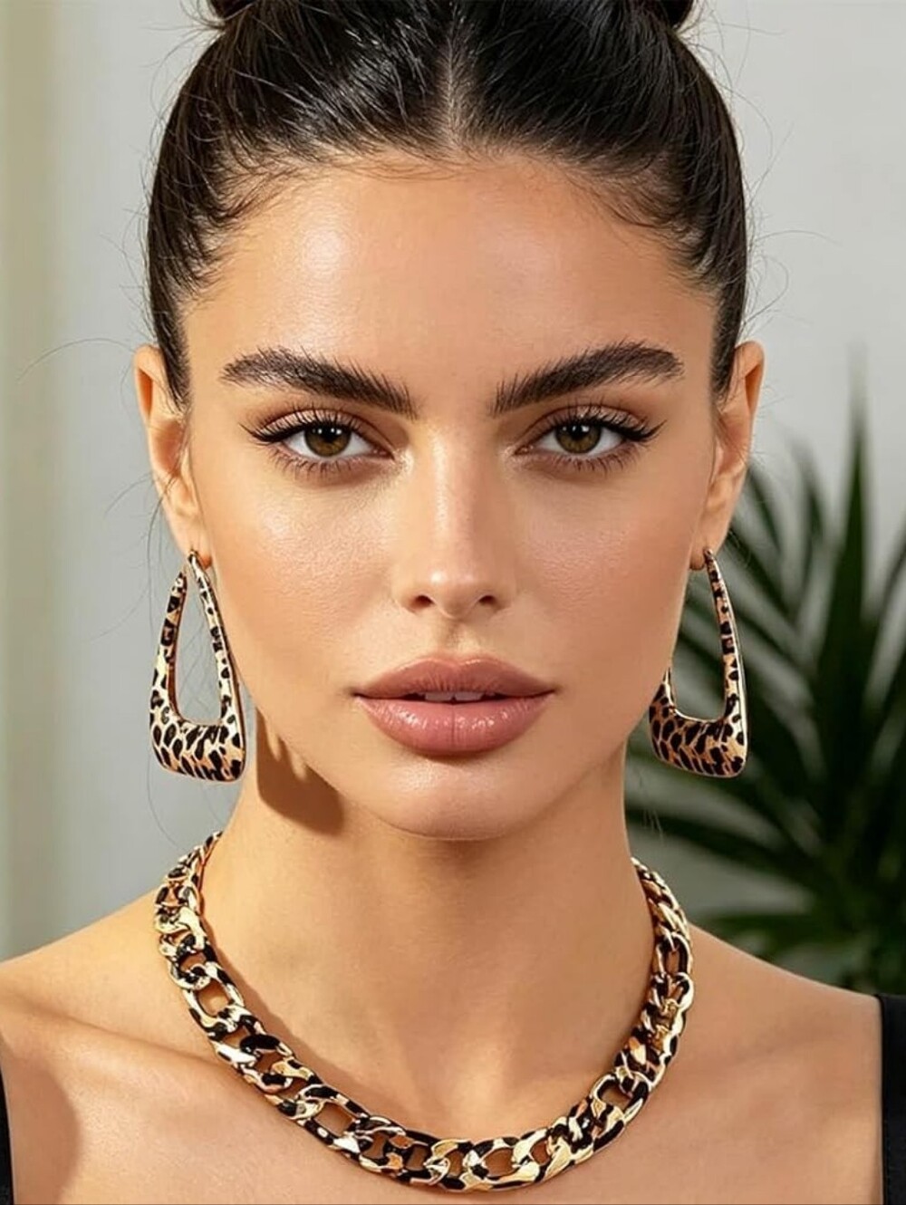LEOPARD NECKLACE N EARRINGS NWT